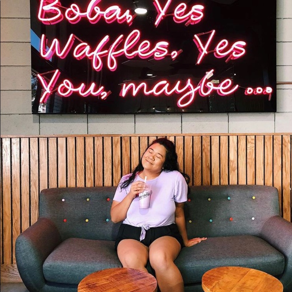 Meet your Posher, Brittney